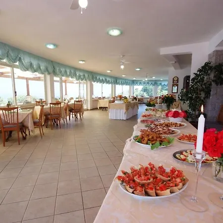 Da Giacomino Hotell 3*
